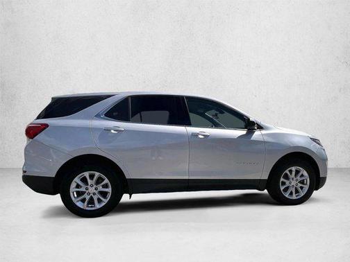Silver Ice Metallic 2020 Chevrolet Equinox 1LT
