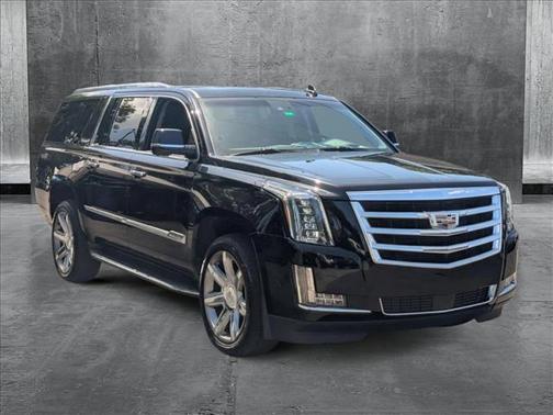 2017 Cadillac Escalade ESV Luxury