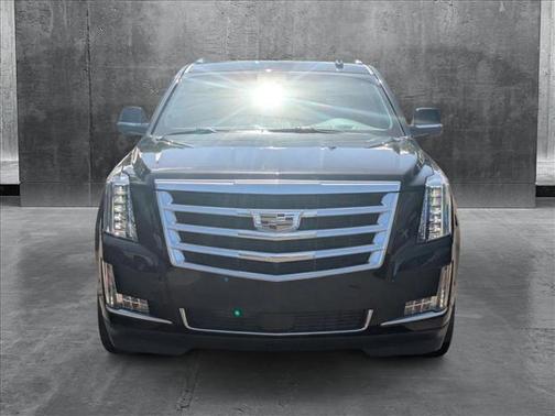 2017 Cadillac Escalade ESV Luxury