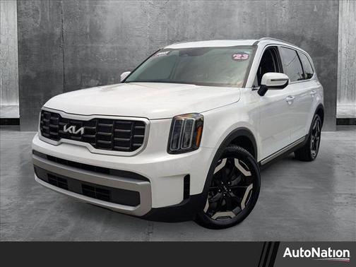 2023 Kia Telluride S