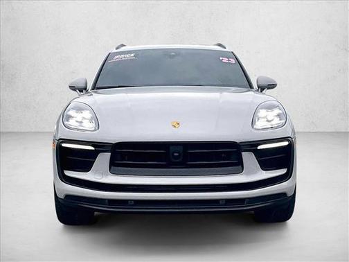 2023 Porsche Macan AWD