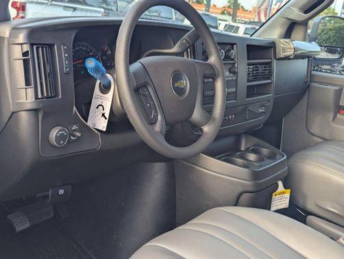 2025 Chevrolet Express 2500 RWD 2500 Regular Wheelbase WT