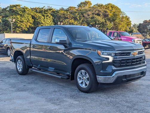 2025 Chevrolet Silverado 1500 LT
