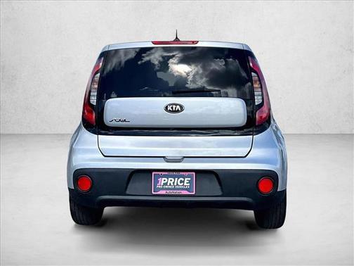 2017 Kia Soul Base