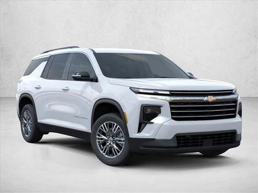 Summit White 2026 Chevrolet Traverse LT