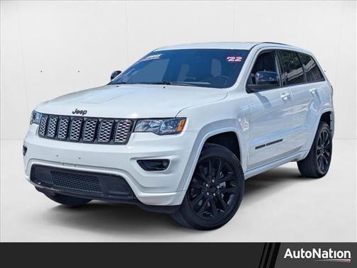 2022 Jeep Grand Cherokee Laredo