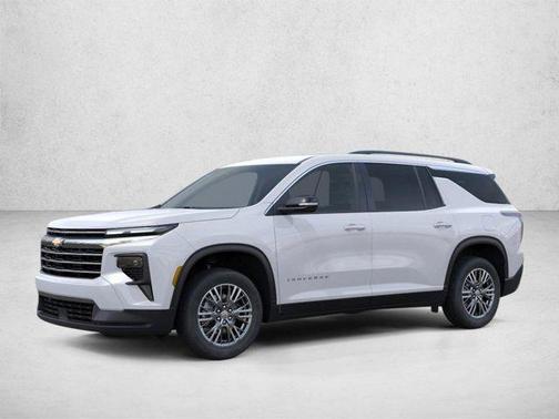 Summit White 2026 Chevrolet Traverse LT