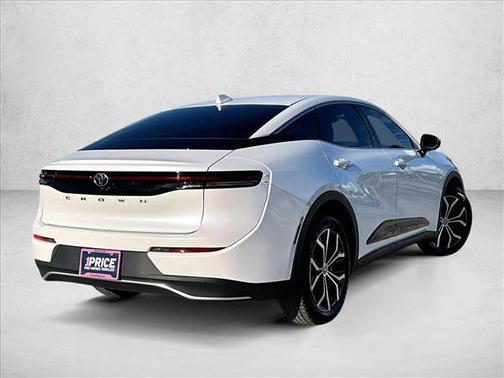 2023 Toyota Crown XLE