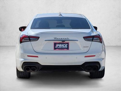 2022 Maserati Ghibli Modena