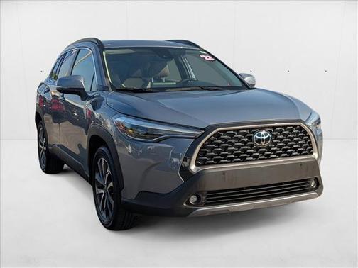 2022 Toyota Corolla Cross XLE