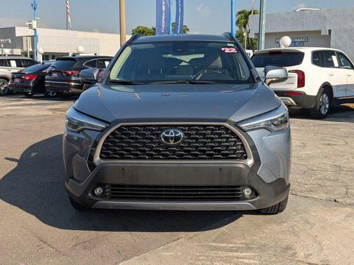 2022 Toyota Corolla Cross XLE