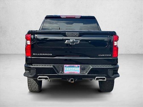 2022 Chevrolet Silverado 1500 Custom Trail Boss