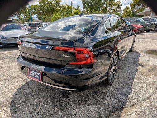 2025 Volvo S90 B6 Plus