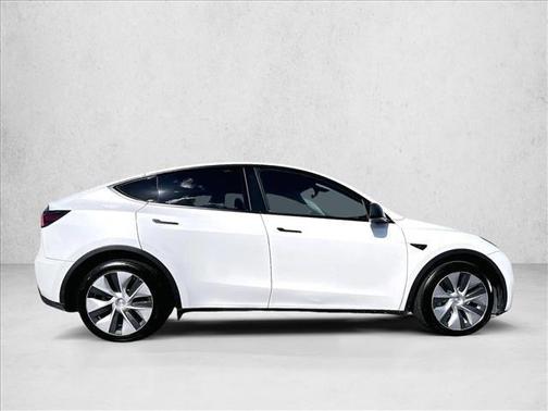 2021 Tesla Model Y Standard Range Rear-Wheel Drive