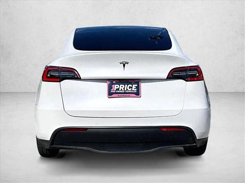2021 Tesla Model Y Standard Range Rear-Wheel Drive