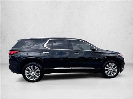 Mosaic Black Metallic 2019 Chevrolet Traverse Premier