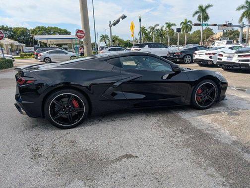 2025 Chevrolet Corvette Stingray w/1LT