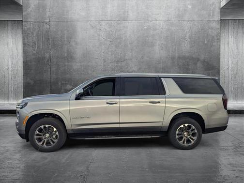 2025 Chevrolet Suburban LS