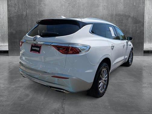 2023 Buick Enclave Essence FWD