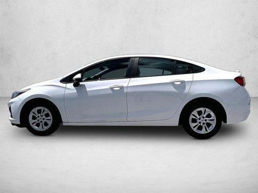 Summit White 2019 Chevrolet Cruze LS