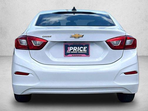 Summit White 2019 Chevrolet Cruze LS