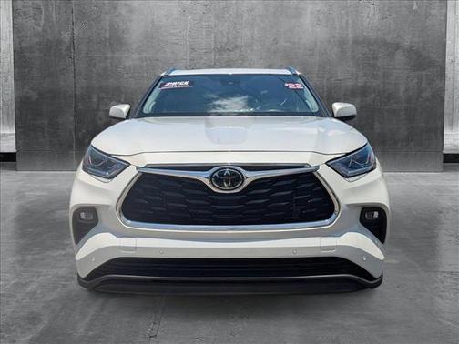 2022 Toyota Highlander Limited