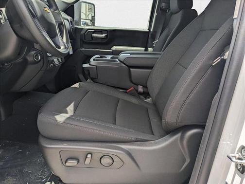 2025 Chevrolet Silverado 2500 Custom