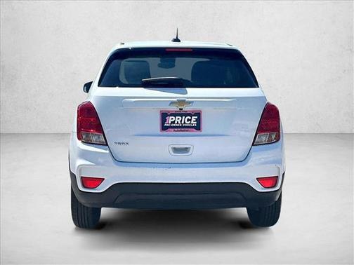 Summit White 2020 Chevrolet Trax LS