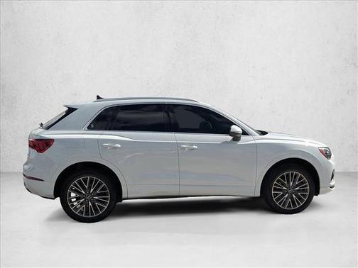 2021 Audi Q3 40 Premium