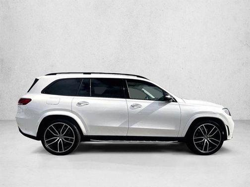 MANUFAKTUR Diamond White Metallic 2023 Mercedes-Benz GLS 580 4MATIC