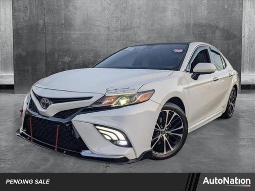 2018 Toyota Camry SE