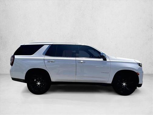 Iridescent Pearl Tricoat 2023 Chevrolet Tahoe Premier