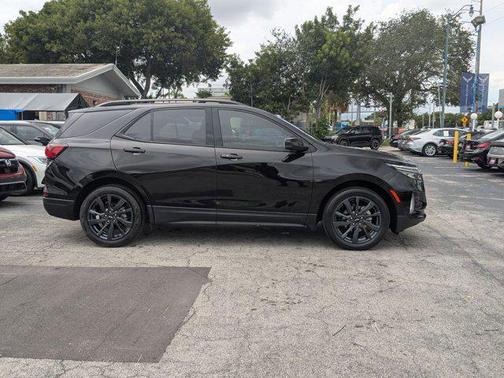 2022 Chevrolet Equinox FWD RS
