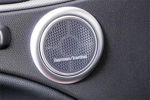 2025 Alfa Romeo Stelvio Base