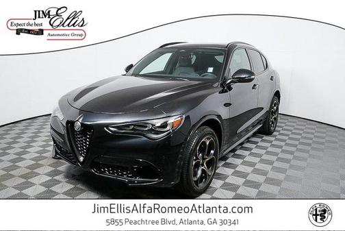 2025 Alfa Romeo Stelvio Base