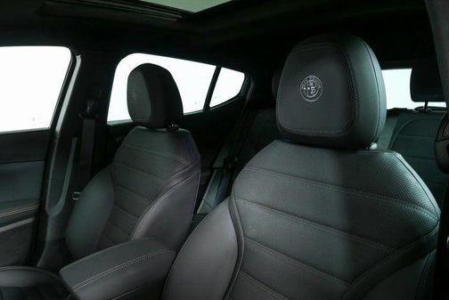 2026 Alfa Romeo Tonale Base