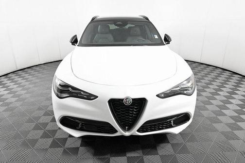 2025 Alfa Romeo Stelvio Special Edition