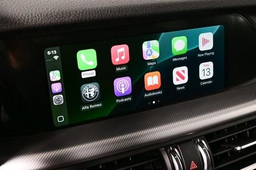 2025 Alfa Romeo Stelvio Base