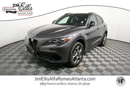 2025 Alfa Romeo Stelvio Base