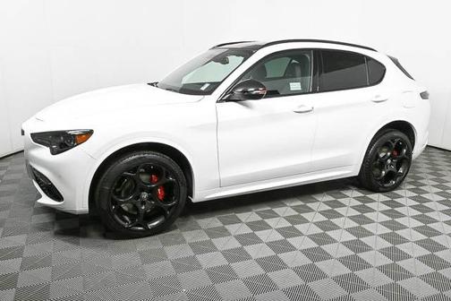 2025 Alfa Romeo Stelvio Special Edition