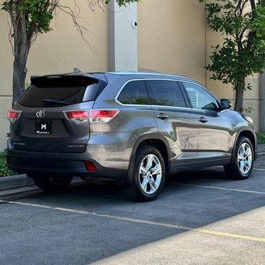 2015 Toyota Highlander Limited Platinum