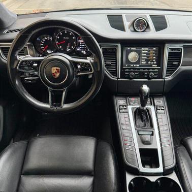 2015 Porsche Macan Turbo