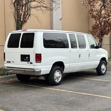 2010 Ford E350 Super Duty XL