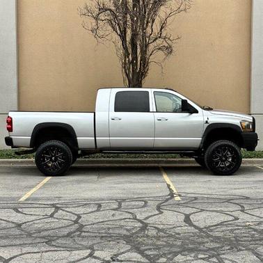 Bright Silver Metallic Clearcoat 2007 Dodge Ram 2500 Laramie Mega Cab