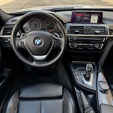 2018 BMW 330 xDrive