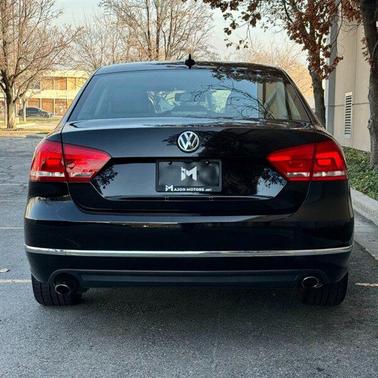 2014 Volkswagen Passat 3.6L V6 DSG SEL Premium
