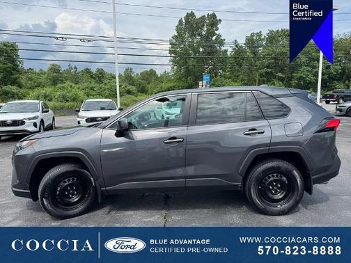 2023 Toyota RAV4 LE