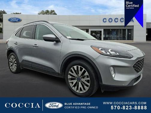 2022 Ford Escape TITANIUM