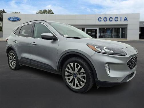 2022 Ford Escape TITANIUM