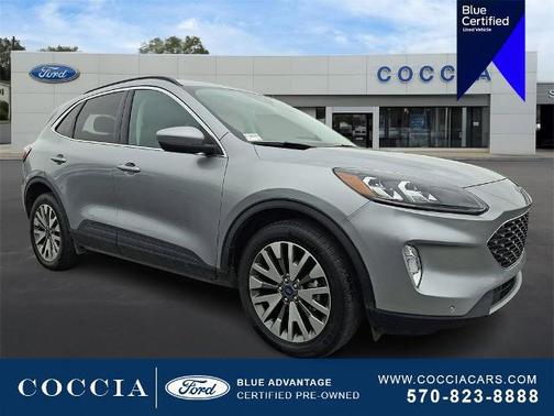 2022 Ford Escape TITANIUM